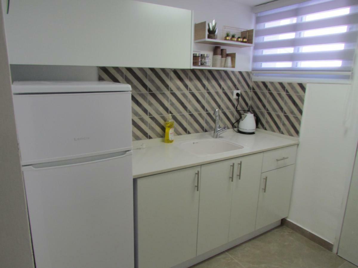 Eleni Apartment Ейлат Екстер'єр фото